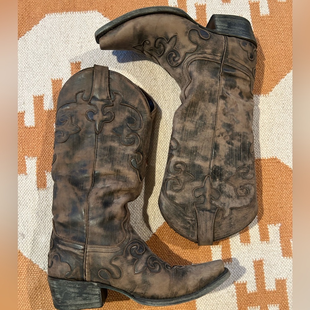 Lane Cowgirl Boots